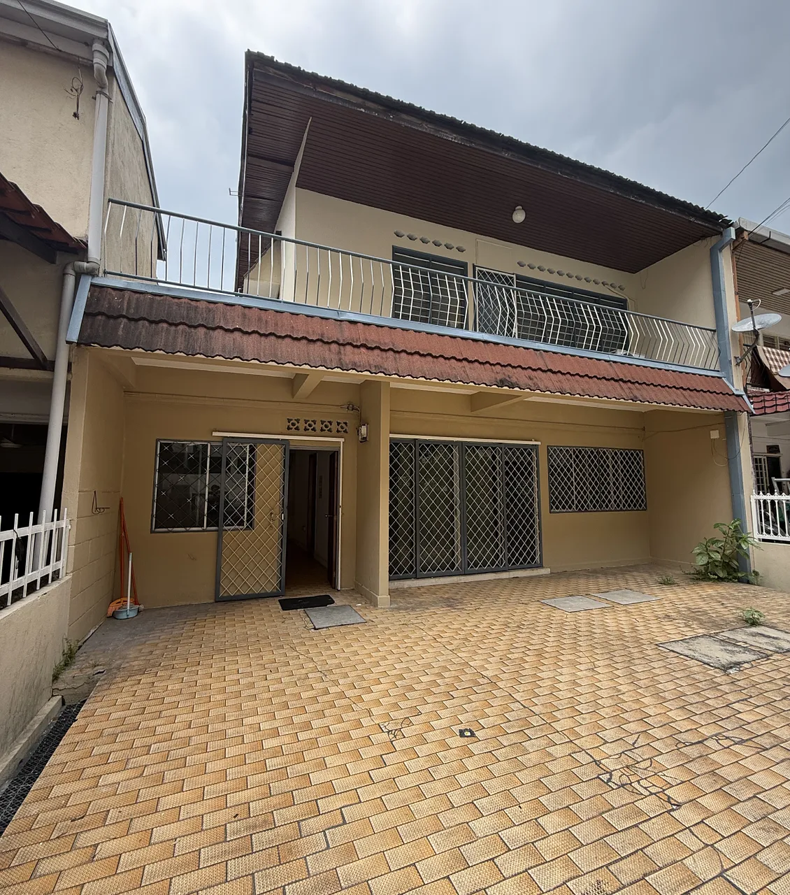 Hikari House