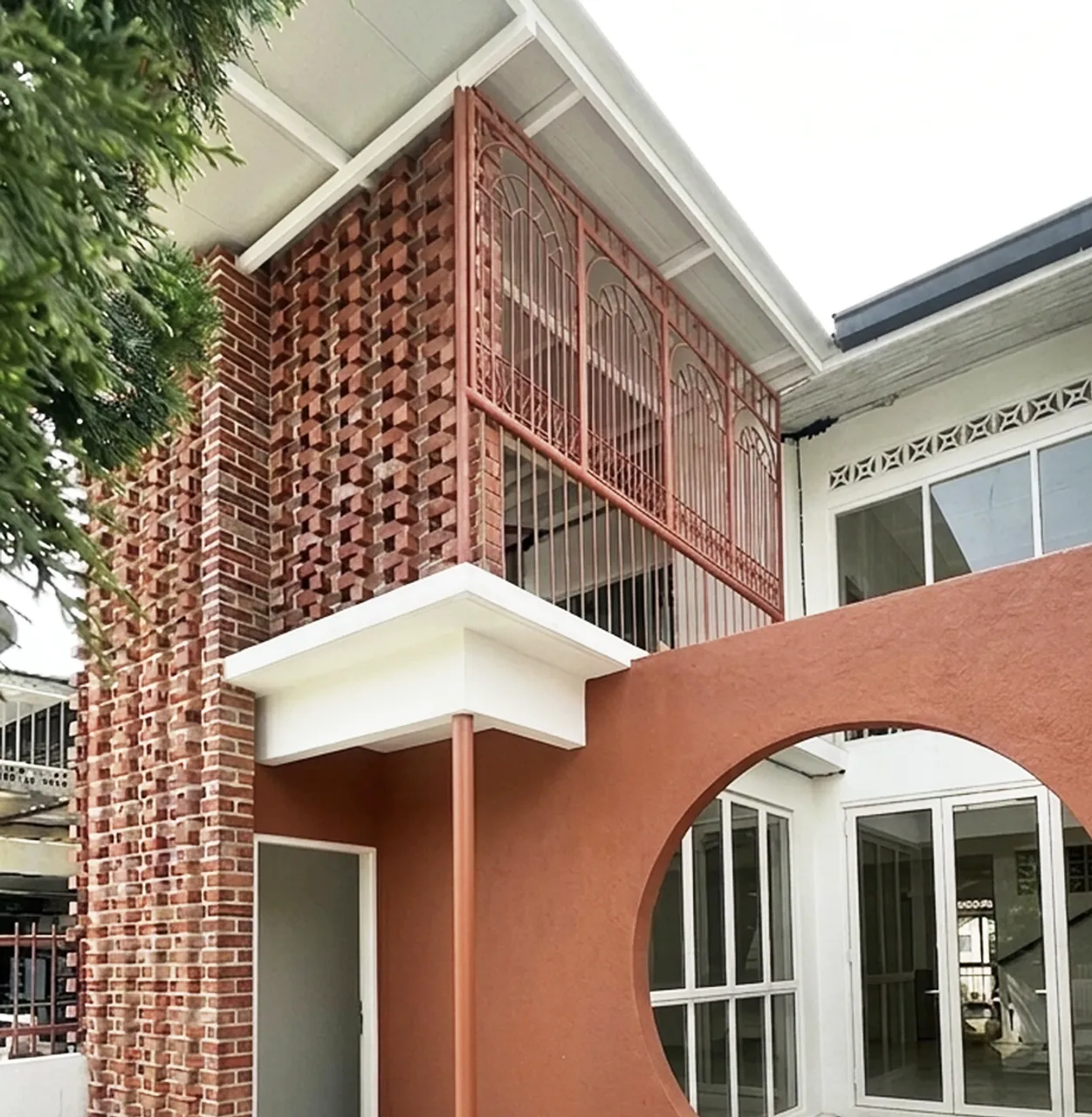 Luna House